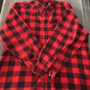 Red and black flannel shirt men’s XL